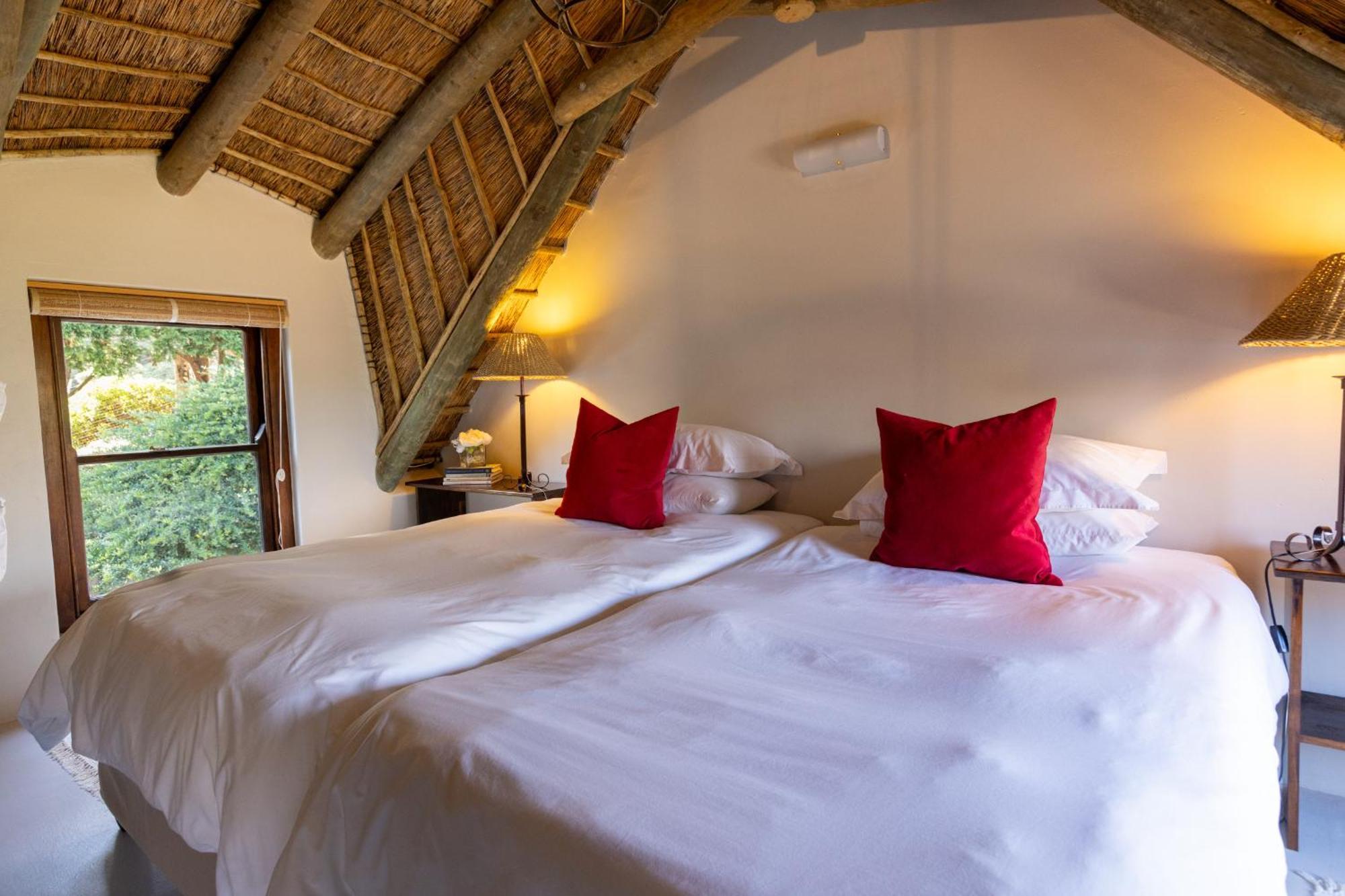 Serene, Thatched Apartment In Noordhoek, Cape Town Exterior photo